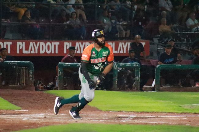 Leones de Yucatán vs. Algodoneros del Unión Laguna, juego 43, 1o de la serie 7×6 del 040624 en Torreón, José Peraza produjo cuatro carreras, tres con jonrón