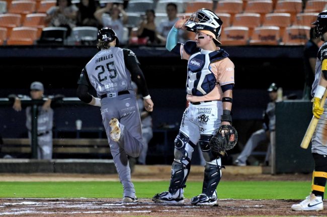 Olmecas de Tabasco vs. Tigres de Quintana Roo, juego 59, 2o de la serie, serie empatada, 7×5, 10 del 250624 en Cancún, Alexis Wilson y Roy Morales