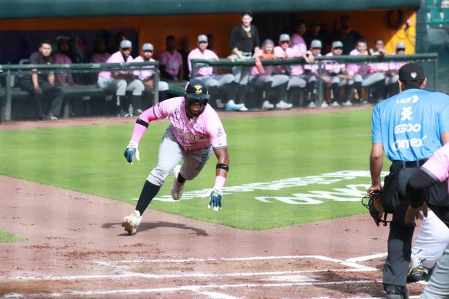 Pericos de Puebla vs. Leones de Yucatán, juego 56, 1o de la serie, 1o doble cartelera, 3×2 extrainnings, del 260624 en Puebla, Yadir Drake