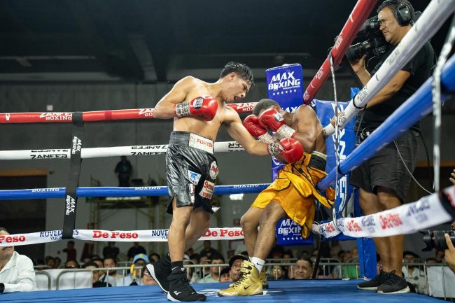 Yahir Alan Frank vs. Bairon Rodríguez colombiano, gdu 1 del 150624 en Siglo XXI