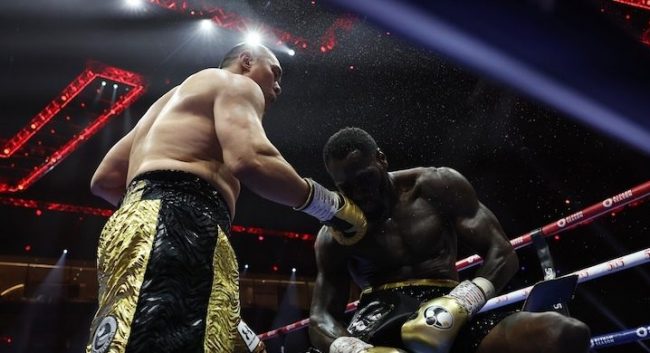 Zhilei Zhang vs. Deontay Wilder, gkot 5, del 010624 in Riyadh, Arabia Saudita