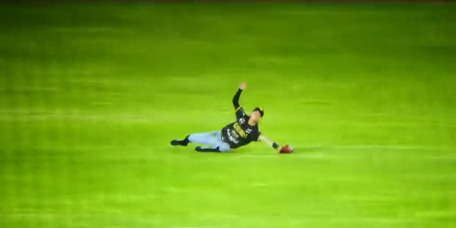 Bravos de León vs. Leones de Yucatán, juego 68, 1o de la serie, serie, 7×4, 2 del 120724 en León, Tomo Otosaka