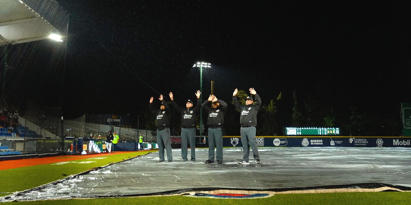 Bravos de León vs. Tigres de Quintana Roo, juego 63, 3o de la serie, serie empatada, suspendido por lluvia y definitivamente cancelado, 1 del 300624 en León