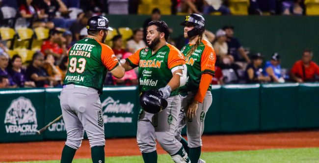 Leones de Yucatán vs. Águila de Veracruz, juego 80, 3o de la serie, serie para los Leones, 7×3, del 250724 en Veracruz, Luis Felipe Pepón Juárez, Jesús Zazueta y Taylor Motter
