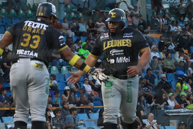 Leones de Yucatán vs. Bravos de León, juego 70, 3o de la serie, serie para los Leones, 6×4, 1 del 140724 en León.Luis Felipe Pepón Juárez y Yadir Drake