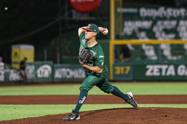 Leones de Yucatán vs. Mariachis de Guadalajara, juego 53, 2o de la serie, serie empatada, 10×0, 3 del 240623 en Mérida, Yamil Carrillo, relevo sin decisión