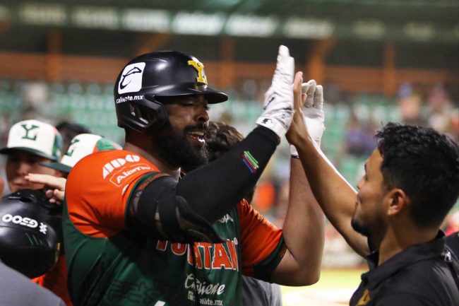 Leones de Yucatán vs. Piratas de Campeche, juego 66, 1o de la serie, 4×1, del 090724 en Kanasín, Art Charles, jonrón 27