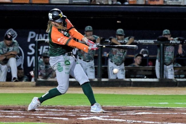 Leones de Yucatán vs. Tigres de Quintana Roo, juegos 60 y 64, respectivamente, 2o de la serie, 2o de la doble cartelera, serie empatada, 3×1, del 020624 en Cancún, Taylor Motter, hit del triunfo en la 5a