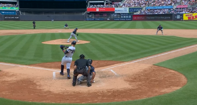 Manuel Bolón Rodríguez, 4a salida en su 4a llegada a las Ligas Mayores, dominando a 1er bateador de los Yanquis en ese turno, Aaron Judge en la 5a entrada, 9 del 210724 en Nueva York