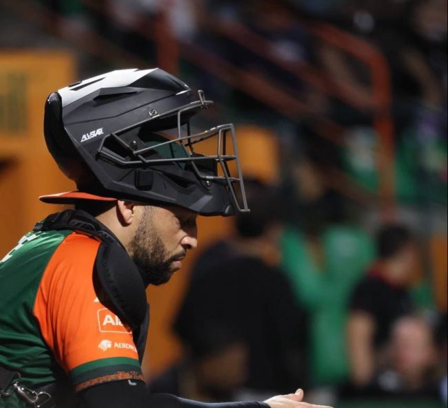 Guerreros de Oaxaca vs. Leones de Yucatán, juego 7, primer play off, Guerreros ganan la serie 4-3, 3×0, del 130824 en Kanasín, Wébster Rivas