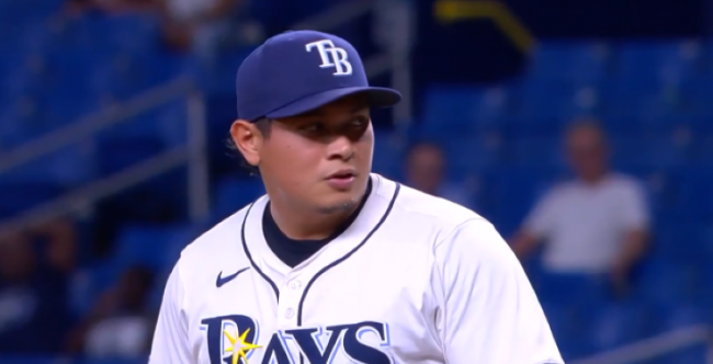 Manuel Bolón Rodríguez vs. José Altuve de los Astros de Houston, 1er rival 8a entrada, del 140824 en Tampa