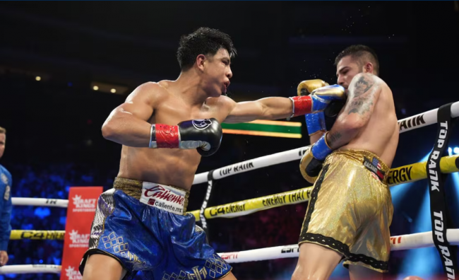 Jaime Munguía vs. Erik Bazinyán, gko 10 del 200924 en Glendale, Arizona