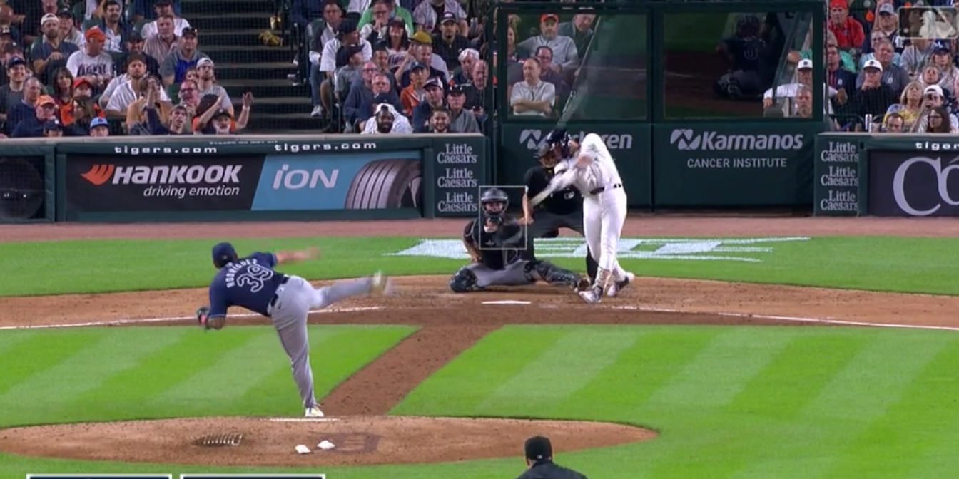 Manuel Bolón Rodríguez vs. Spencer Torkelson, 1er rival de la 6a entrada, le bateó jonrón con uno en base, del 250924 en Detroit