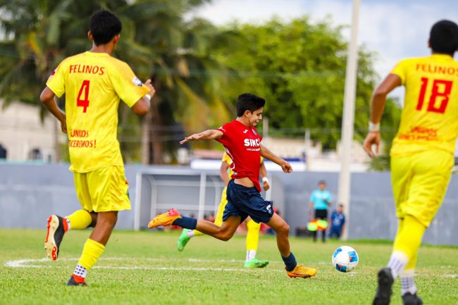 Tiburones de Progreso F.C. empatan con los Felinos 48, jornada 3 torneo de apertura de la Liga de Tercera División Profesional, 0-0, pierden en penales 3-5, 3 del 280924 en Progreso
