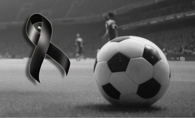 crespón de luto fútbol campo con balón