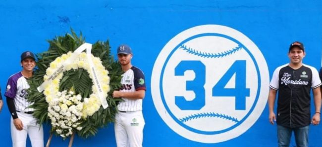 Pedro Cámara, Jesús Pérez Ballote Iván Herrera Rosiles, reconocimiento póstumo a Fernando Valenzuela 1 del 271024 en San José Tecoh