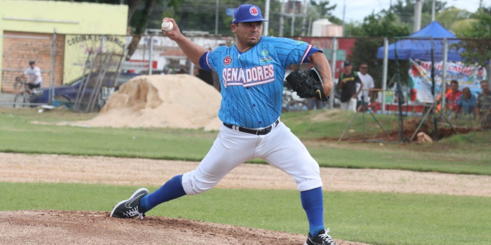 Senadores de la Morelos vs. Zorros de Pacabtún, juego inaugural del campeonato 2024-2025, 1o de la serie, 8×7, del 261024 en Pacabtún, Línder Castro, abridor y sin decisión