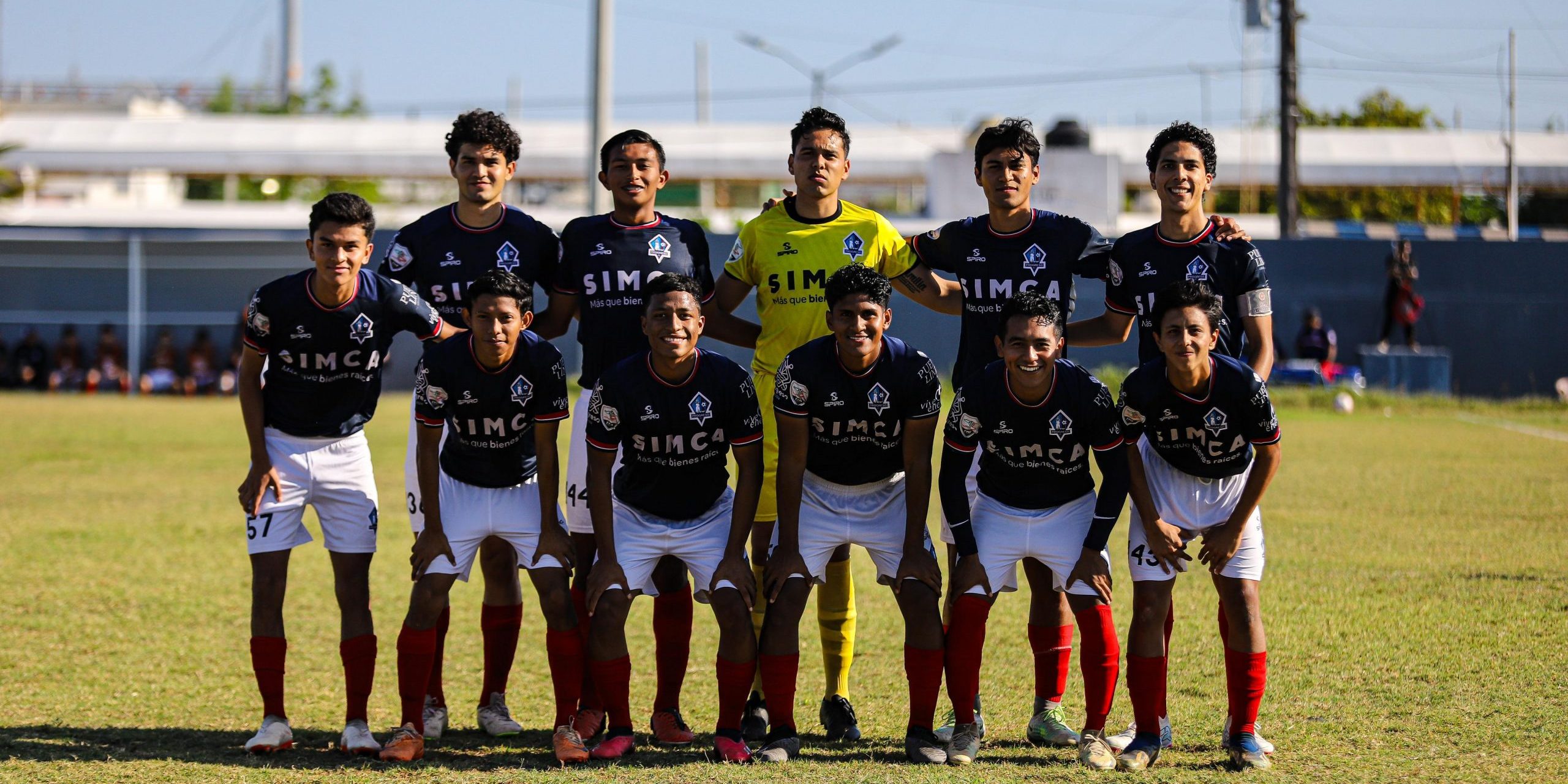 Tiburones de Progreso F.C. vs. Corsarios de Campeche, fecha 23, torneo de la Tercera División Profesional, 2-1, 4 del 300324 en Progreso, Tiburones alineados