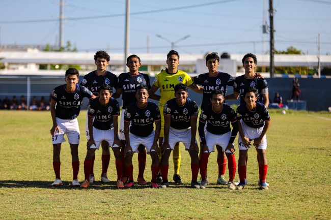 Tiburones de Progreso F.C. vs. Corsarios de Campeche, fecha 23, torneo de la Tercera División Profesional, 2-1, 4 del 300324 en Progreso, Tiburones alineados