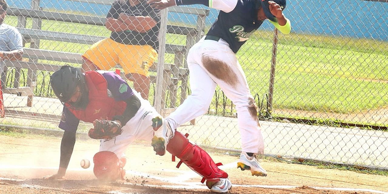 Rockies de San José Tecoh vs. Zorros de Pacabtún, 5a semana, 1o de la serie, 9×6, 2 del 231124 en San José Tecoh
