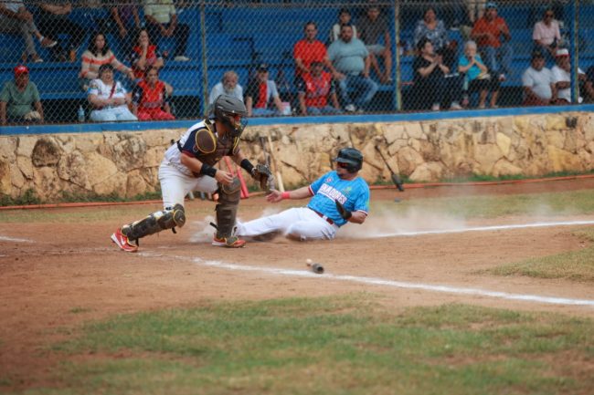 Senadores de la Morelos vs. Venados de la Universidad Marista, 7a fecha, 1o de la serie, 6×0, 3 del 071224 en Cordemex
