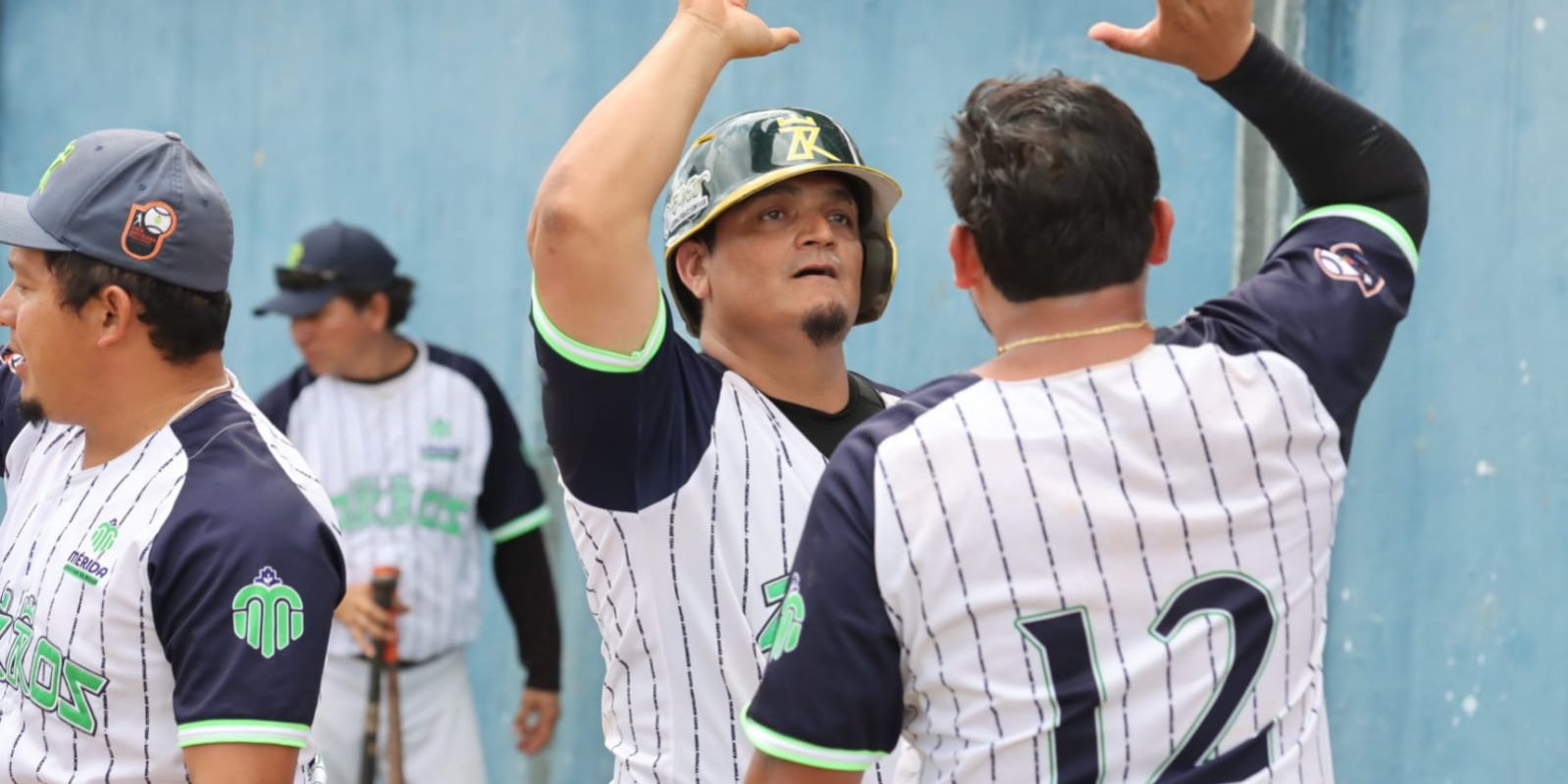 Zorros de Pacabtún vs. Azulejos de la Dolores Otero, 7a fecha, 1ero de la serie, 6×3, 2 del 071224 en Pacabtún