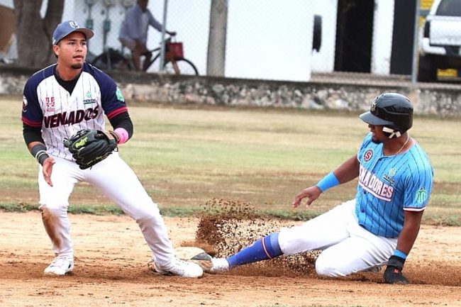 Venados de la Marista vs. Senadores de la Morelos, jornada 12, última del torneo regular, 1o y único de la serie, 5×4, 1 del 110125
