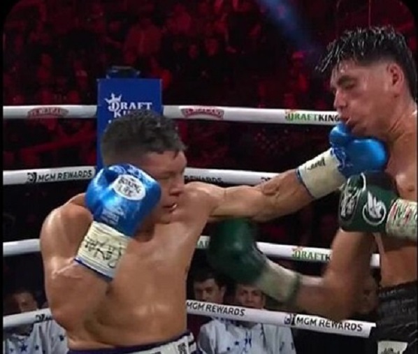 Isacc Pitbull Cruz vs. Ángel Tashiro Fierro gdu 10 del 010225 en Las Vegas T-Mobile Arena