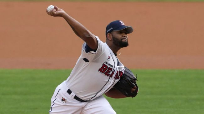 Raúl Alcántara, contratado por los Leones de Yucatán, del 150225