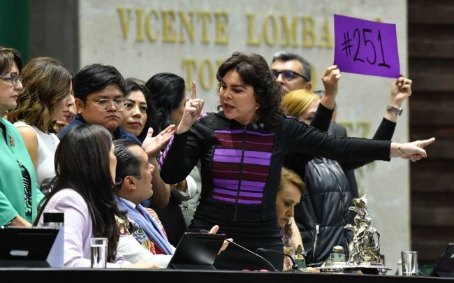 Sesión Diputados Desafuero Cuauhtémoc