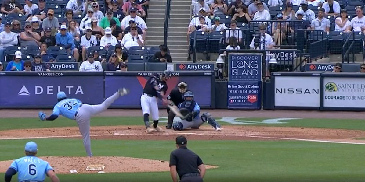 Manuel Bolón Rodríguez tirándole a Austin Wells, jonrón con uno a bordo, Yanquis y Tampa 3-3, pretemporada del 230325 en estadio George Stainbrener de Tampa