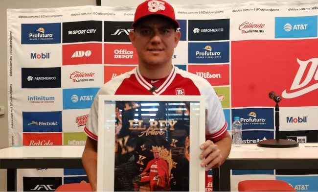 Arturo López, anuncio retiro del béisbol, del 150425
