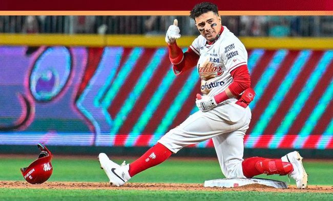 Diablos Rojos del México vs. Leones de Yucatán, juego inaugural de la campaña, 2025