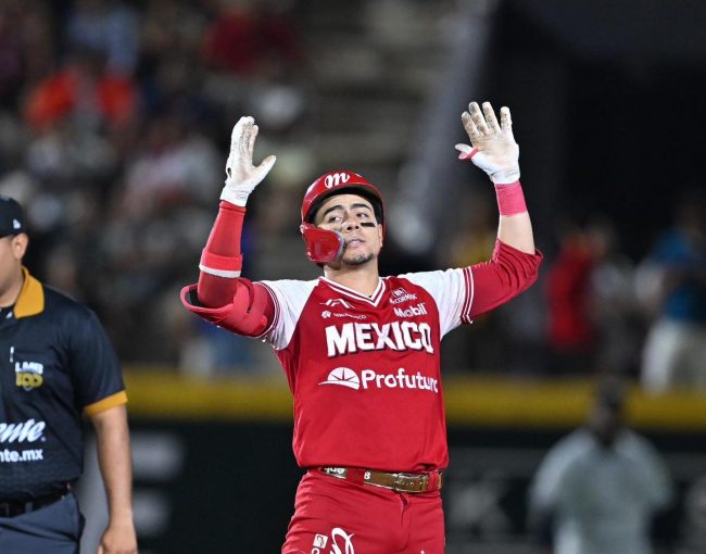 Diablos Rojos del México vs. Tigres de Quintana Roo, juego 4 para ambos, 1o de la serie, 7×2, 16 del 210425 en Cancún, Carlos Sepúlveda
