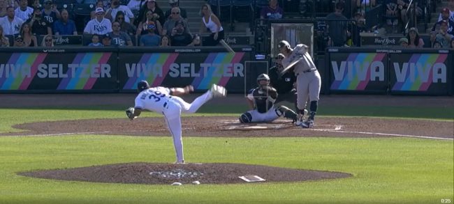 Manuel Bolón Rodríguez vs. Aaron Judge, le bateó un hit productor de dos carreras ajenas en la 4a entrada, 4a y 5a, Rays 10×8 a los Yanquis, del 190425 en Tampa