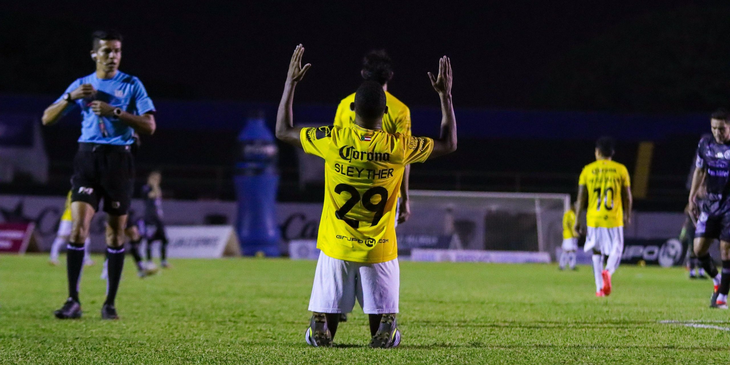 Venados de Yucatán vs. Mineros de Zacatecas, 4os de final, juego de ida, 2-0, del 240425 en Mérida, Sleyther Lora