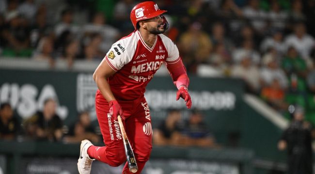 Diablos Rojos del México vs. Leones de Yucatán, 1o de la serie, 10×6, 4 del 200525 en Mérida, José Rondón