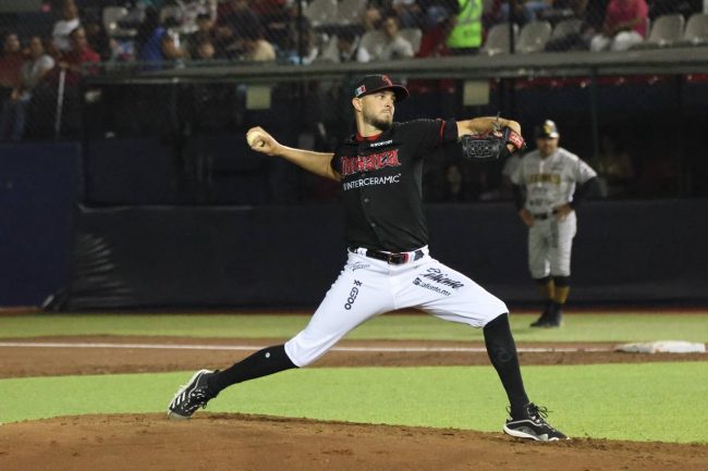 Guerreros de Oaxaca vs. Leones de Yucatán, juego 18, 3o de la serie, serie para Oaxaca, 8×2, del 080525 en Oaxaca, Jake Faria, abridor y ganador con Oswaldo Morejón