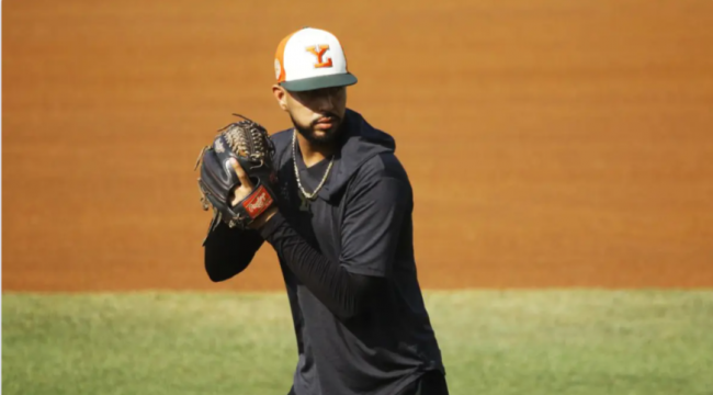 José Luna, contratado por los Leones de Yucatán del 160525