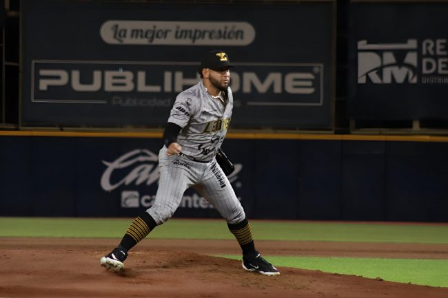 Leones de Yucatán vs. Guerreros de Oaxaca, juego 16, 1o de la serie, 11×1, del 060525 en Oaxaca, Yoanner Negrín, abridor y ganador, se puso 2-0