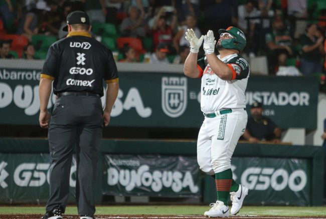 Leones de Yucatán vs. Piratas de Campeche, juego 12, 3o de la serie, 3×2, del 010525 en Mérida, Luis Felipe Pepón Juárez, jonrón