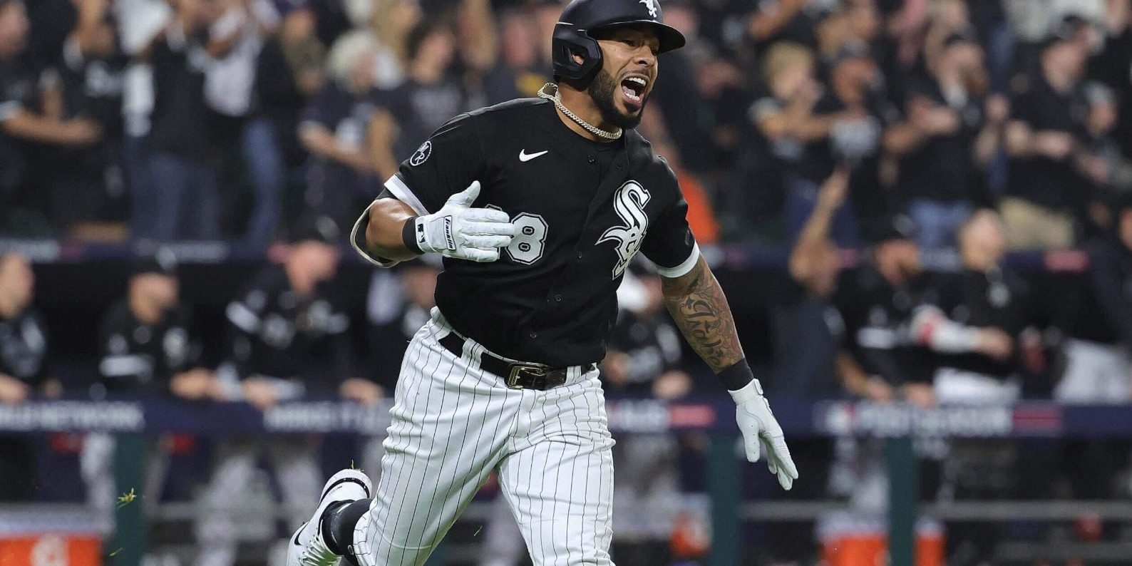 Leury García contratado por los Leones de Yucatán del 150525