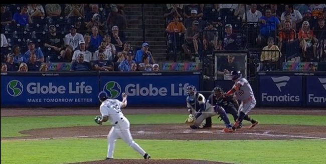 Manuel Bolón Rodríguez vs. Chas McCormick, ponche, 9a entrada, 1a victoria de 2025 sobre los Astros de Houston, Rays 3×2 a Houston, del 200525 en Tampa