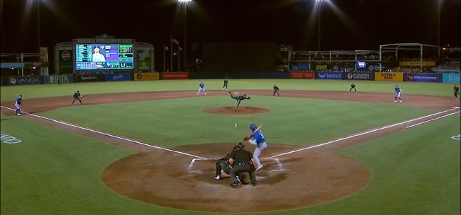 Manuel Bolón Rodríguez vs. Jonatan Clase, hold ante los Azulejos de Toronto que perdieron 1×3 ante los Rays de Tampa, 2 del 230525 en Tampa
