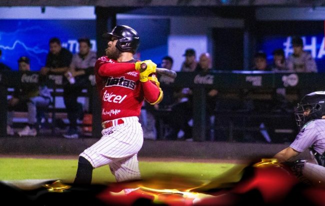 Piratas de Campeche vs. Leones de Yucatán, juego 35, 2o de la serie, serie empatada, 20×8, del 280525 en Campeche