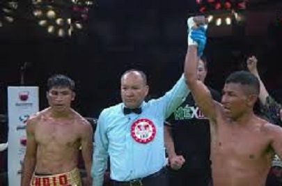 Willibaldo García vencedor de René Calixto gdd12 ganó campeonato mundial vacante súpermosca de la FIB, del 230525 en Zacatecas, pelea de desempate entre guerrerenses