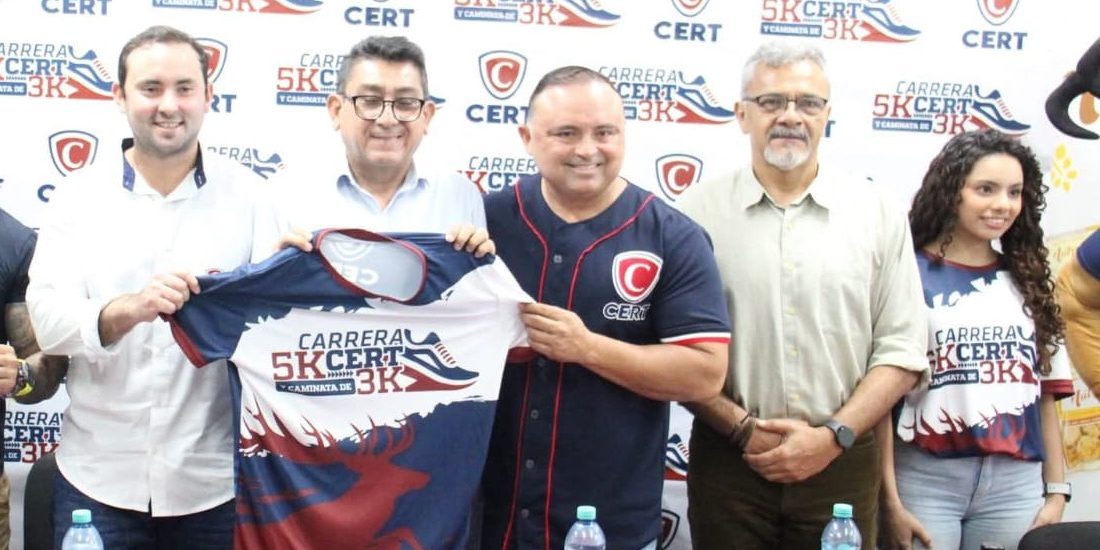 Iván Herrera Rosiles, Evelio Dzib Peraza, Manuel Gil Acereto, presentación carrera CERT 2025 del 060625 en IDEY