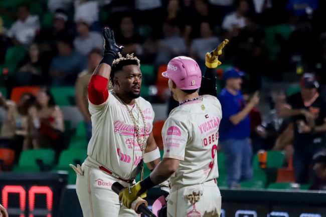 Leones de Yucatán vs. Conspiradores de Querétaro, juego 42, 3o de la serie, serie para los Leones, 20×7, del 050625 en Mérida, Yadir Drake, jonrón