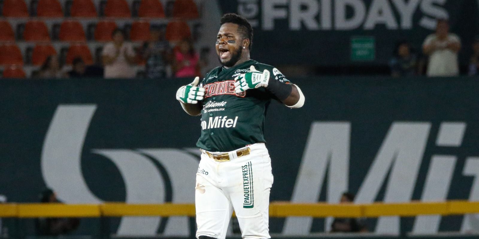 Leones de Yucatán vs. Tecolotes de los Dos Laredos, juego 53, 2o de la serie, serie empatada, 3×2, del 180625, Michael de León, dejón tendidos a los tecos con doblete productor
