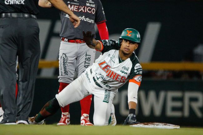 Diablos Rojos del México vs. Leones de Yucatán, juego 78, 1o de la serie, 1×0, del 220725 en Mérida, Wilmer Difó